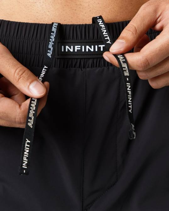 Infinity 2 en 1 velocidad corta 5,5" hombres Alphalete 08R8710 ropa negro