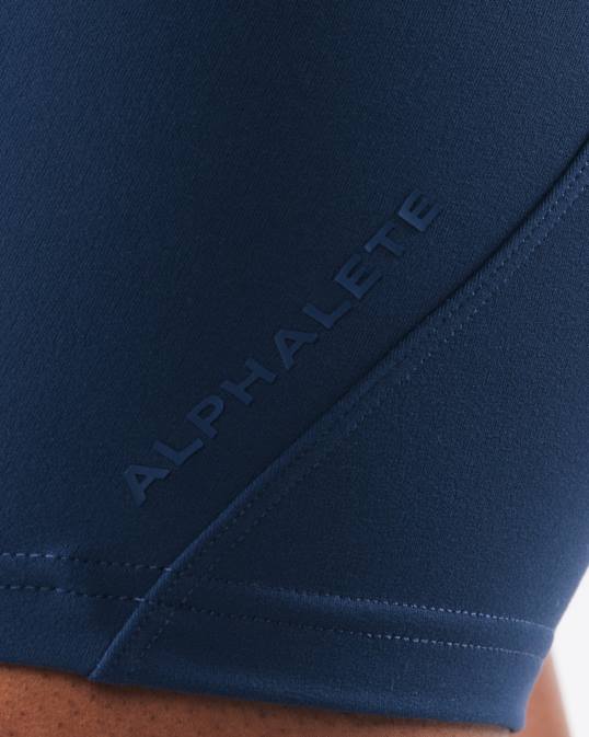 aura corta 5" mujer Alphalete 08R8301 ropa azul tinta