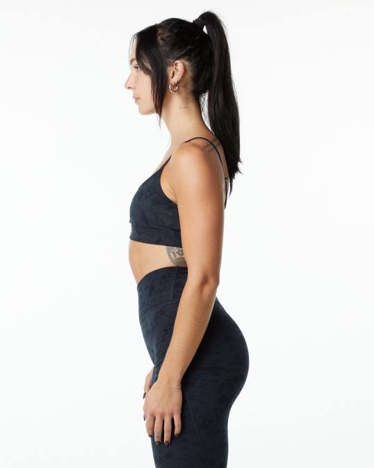 sujetador sin límites de superficie mujer Alphalete 08R8152 ropa estampado de guijarros negro